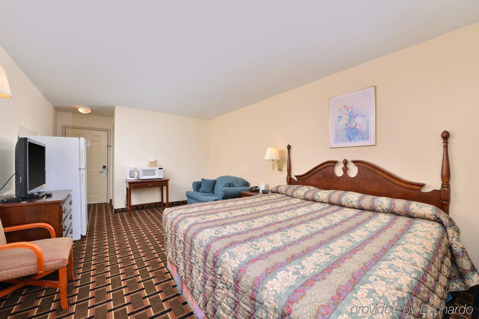 Americas Best Value Inn And Suites Albemarle Exterior photo