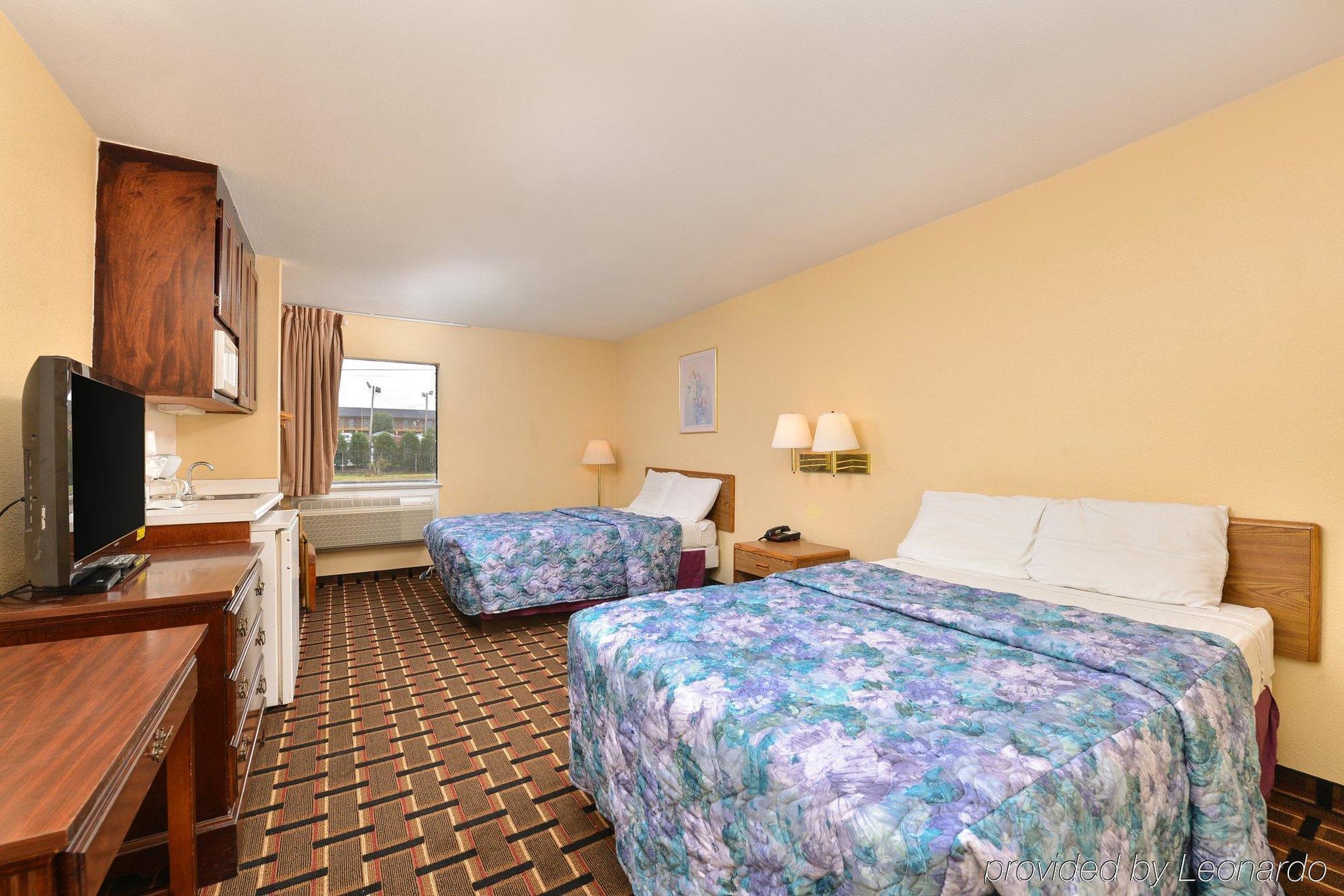 Americas Best Value Inn And Suites Albemarle Exterior photo