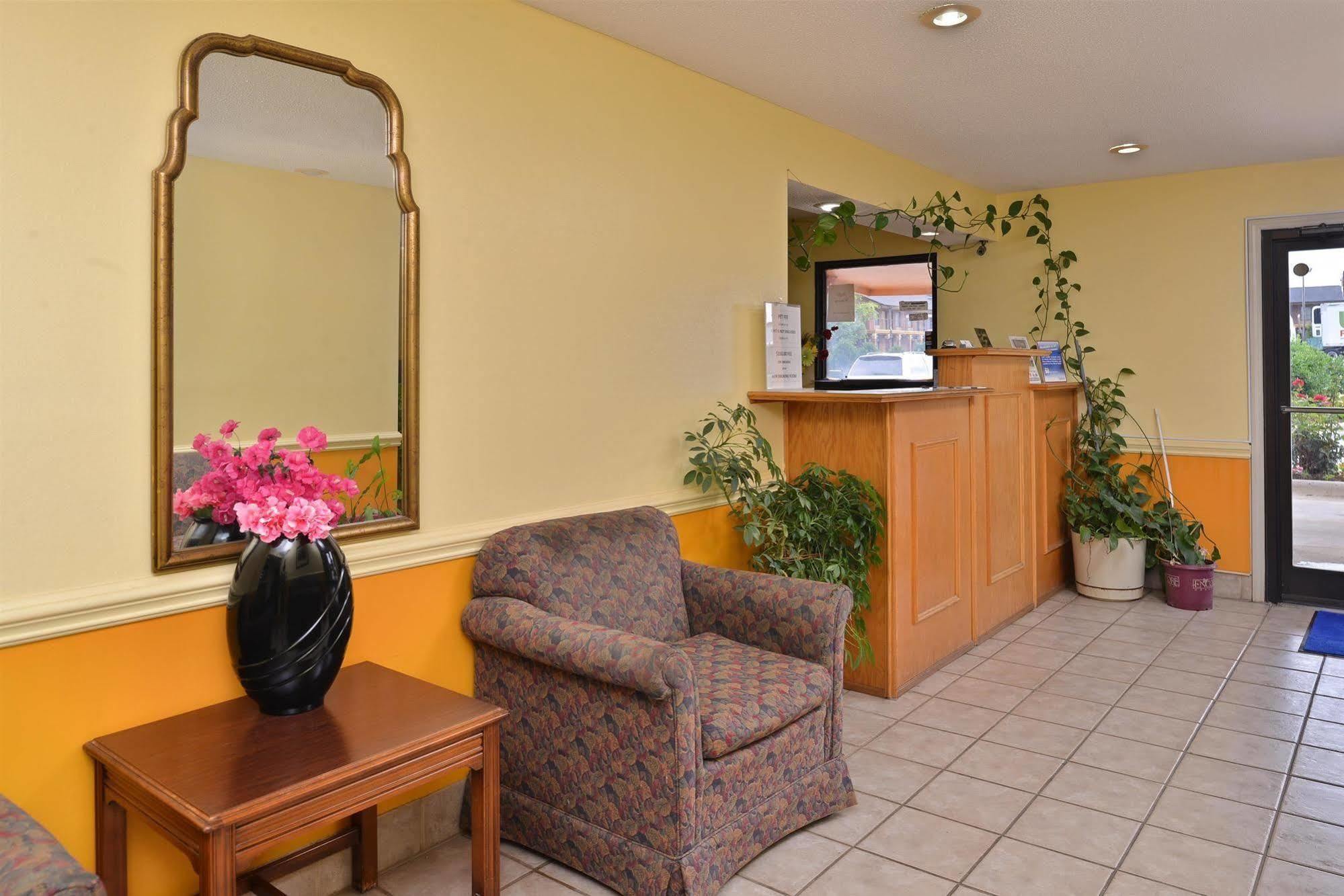 Americas Best Value Inn And Suites Albemarle Exterior photo