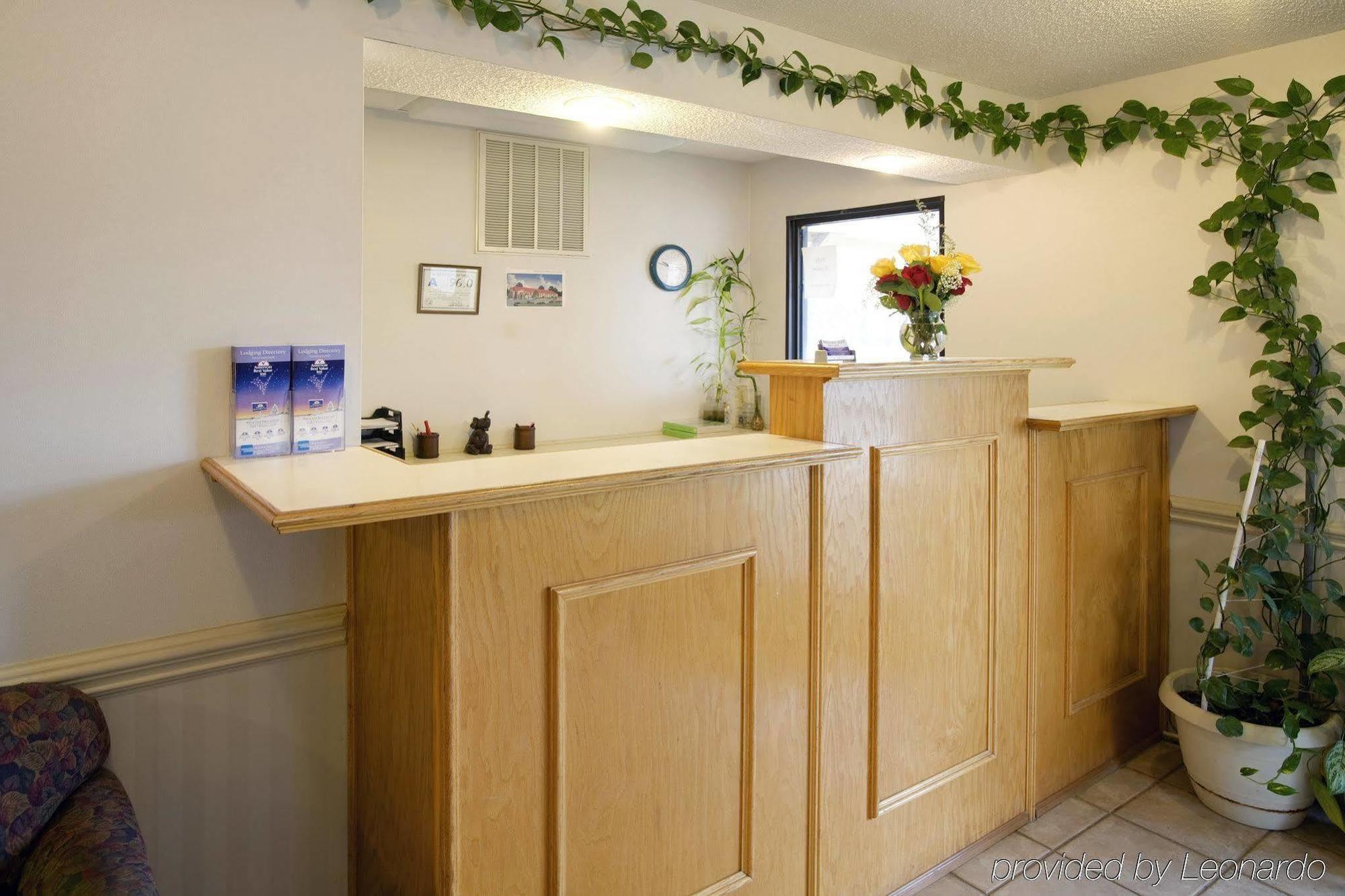 Americas Best Value Inn And Suites Albemarle Interior photo